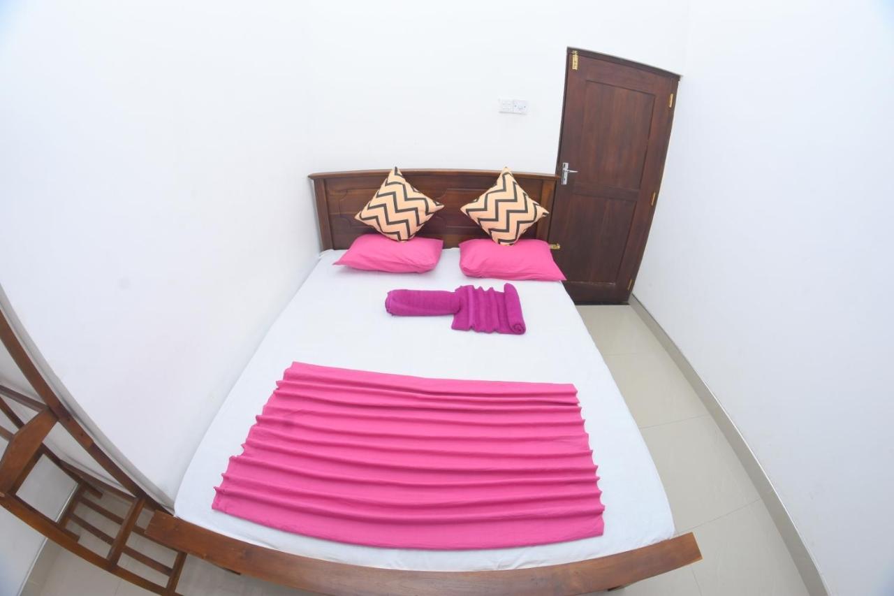 Ferienwohnung Bluray Beach Negombo Exterior foto